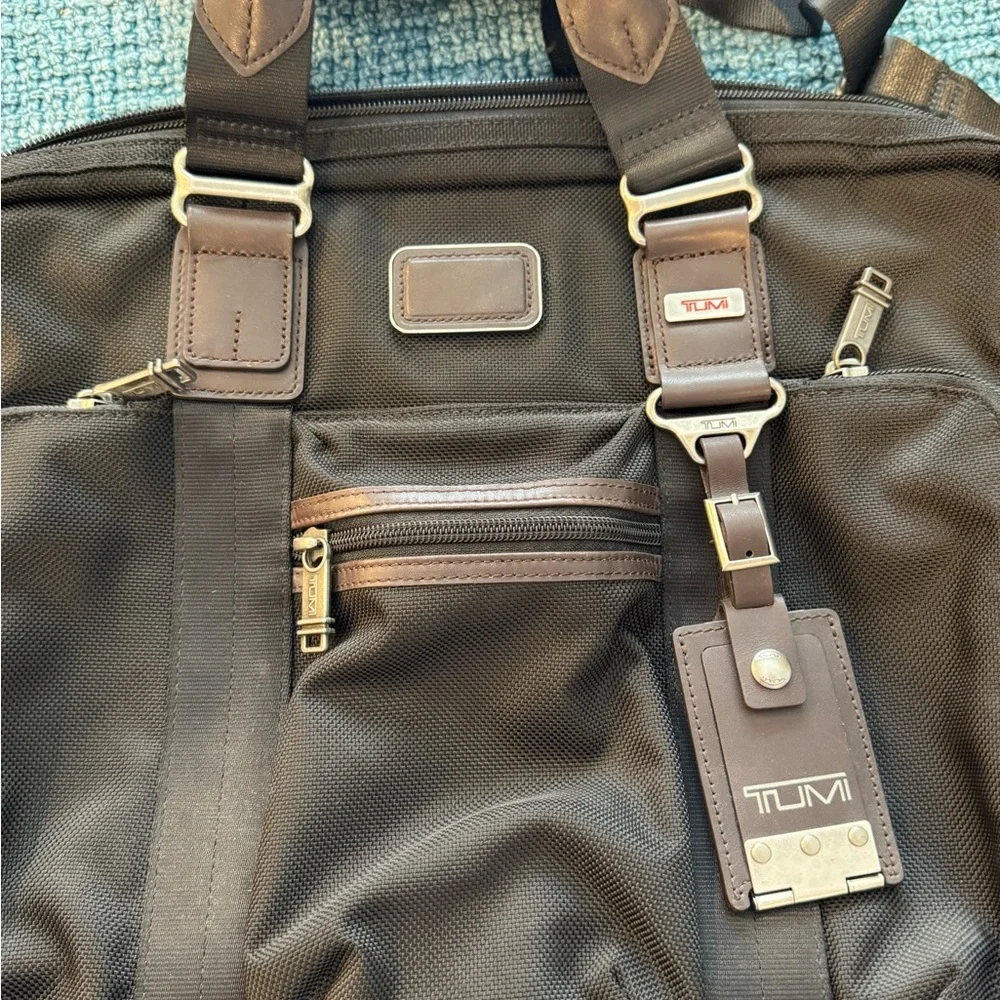 Tumi Alpha Bravo Briefcase - NWOT